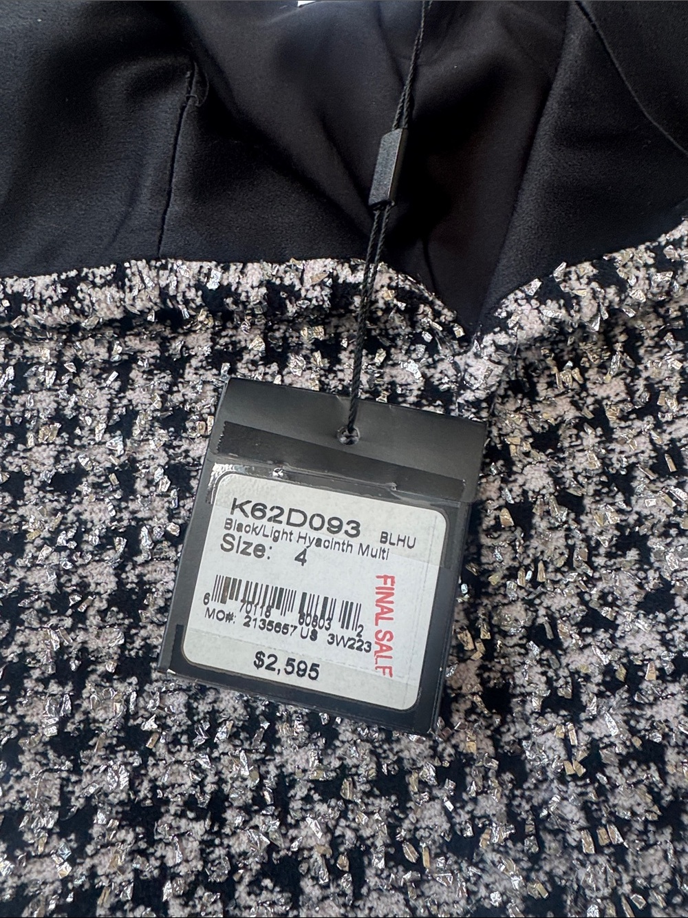 St. John Black, White, and Silver Tweed Collar Jacket-NEW Size 4 - Picture 3 of 7